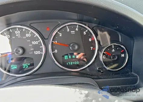 2010 Jeep Liberty Sport from USA, damaged, VIN 1J4PN2GK7AW155950